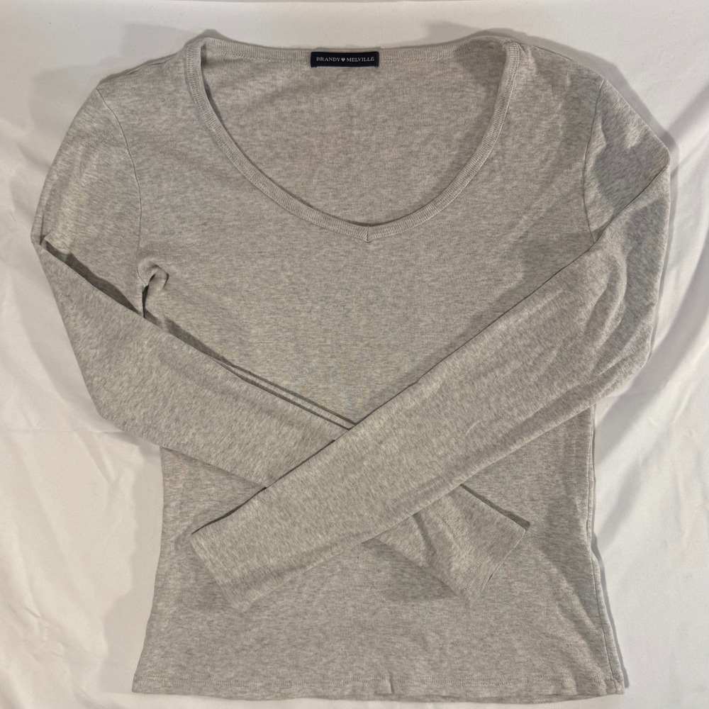 Brandy Melville Heather Gray V-Neck Long Sleeve Ribbed Knit Top One Size